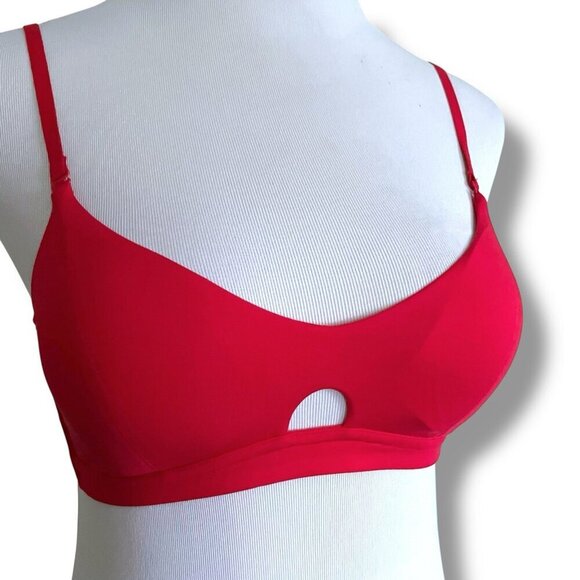 Neiwai 32A Bra Ruby Red Pure Comfort Soft Modal Triangle Wireless Multiway Strap - Picture 3 of 8